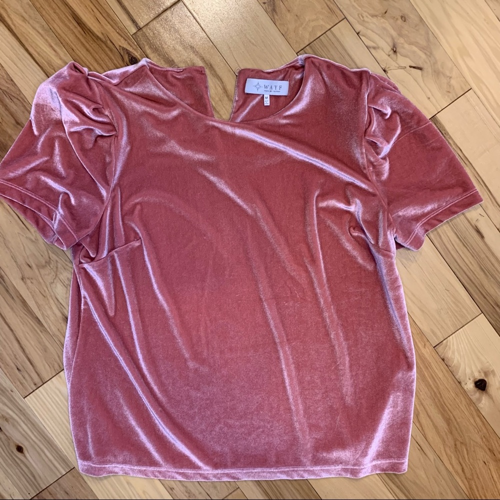 ⭐️Vaca Soon Sale⭐️ Velvet WAYF Shirt